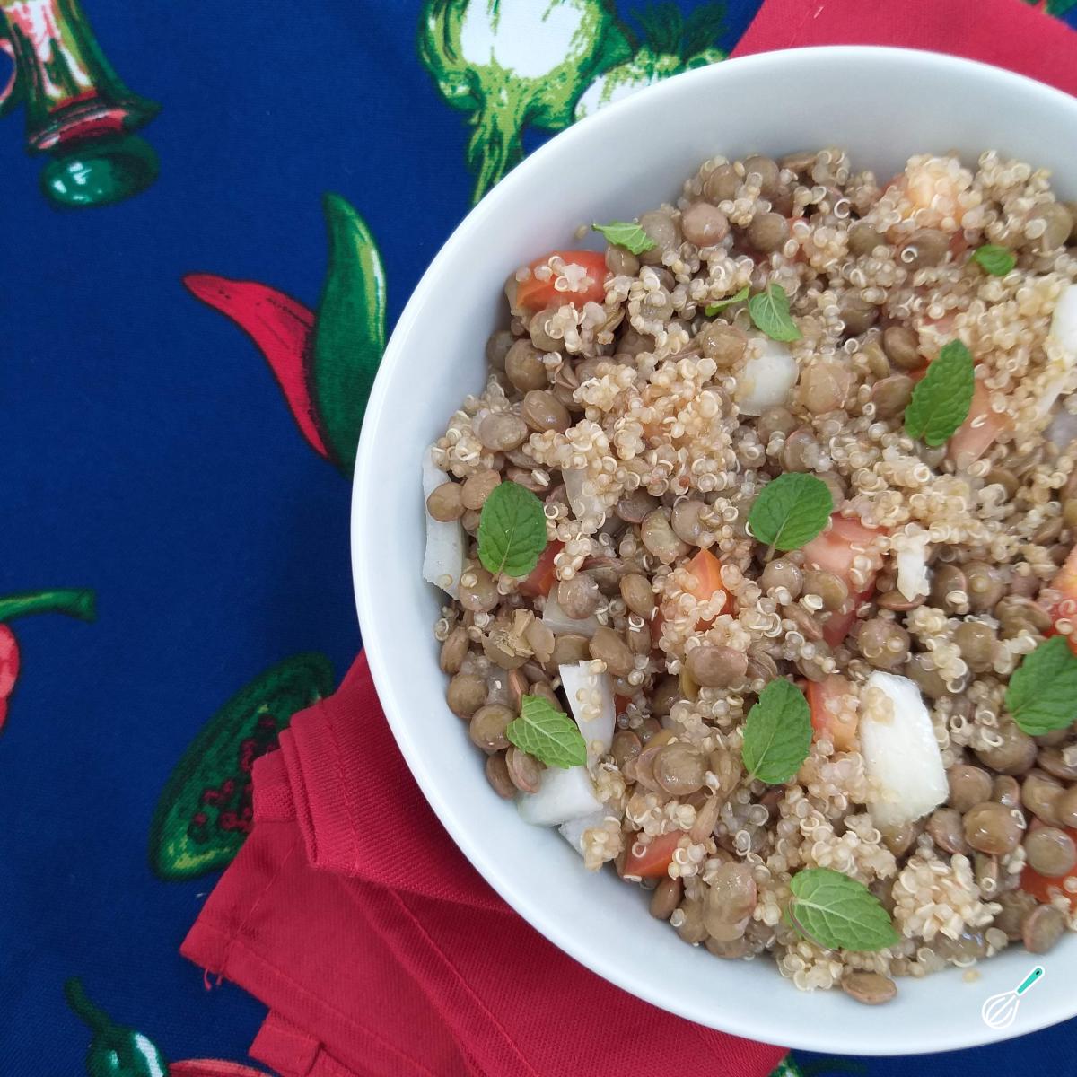Receita de Tabule de quinoa e lentilha