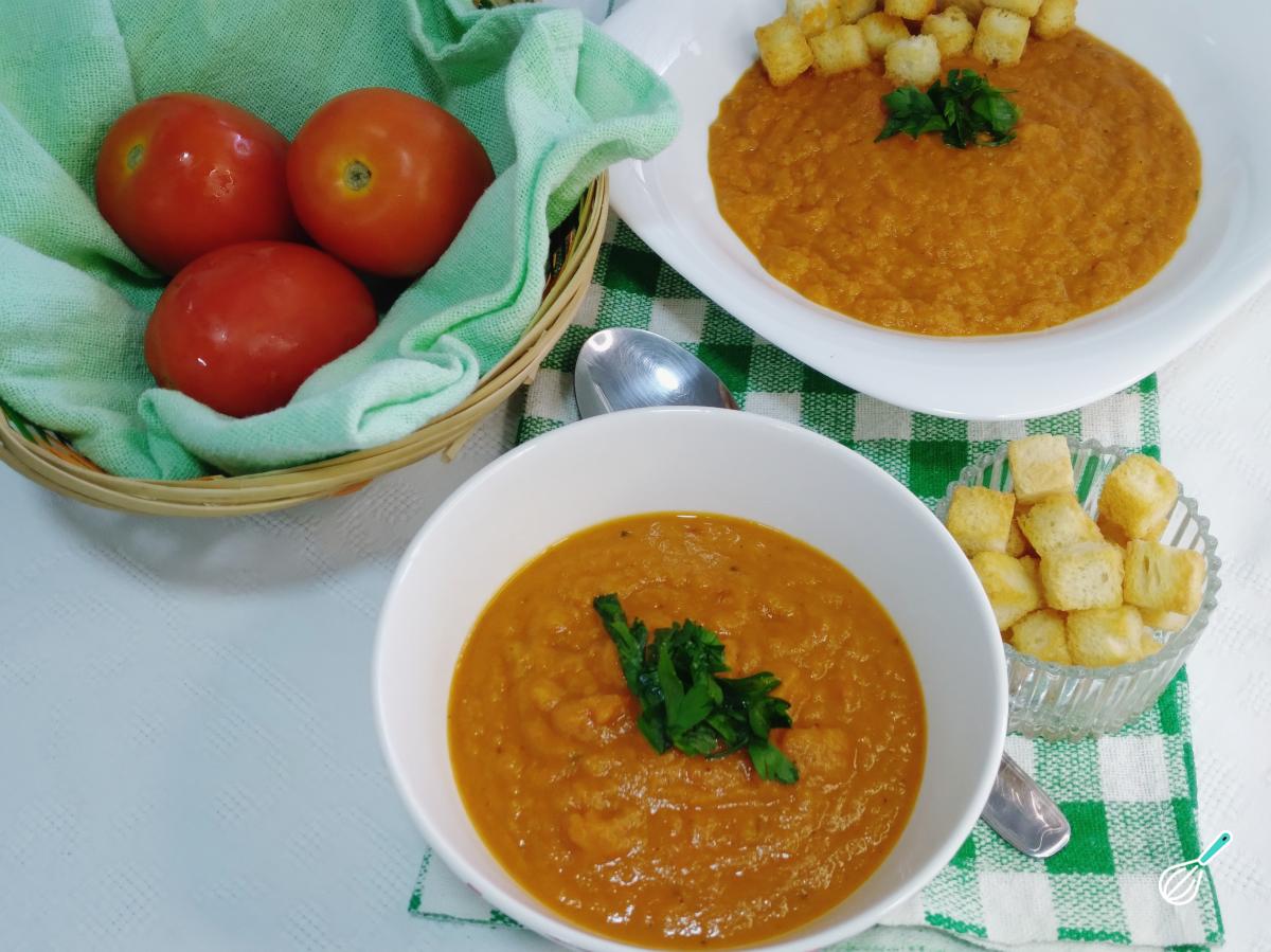 Receita de Sopa de tomate assado