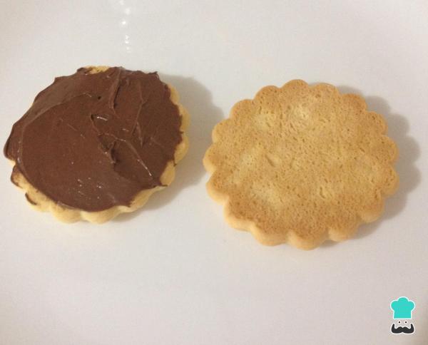 Receita de Alfajores de chocolate caseiros - Passo 8