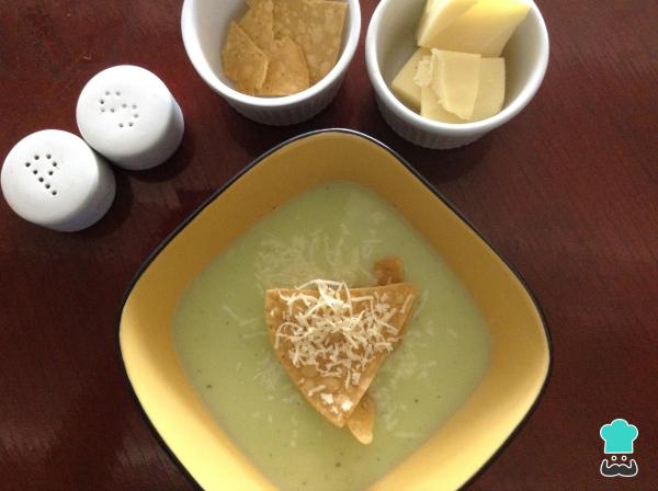 Receita de Sopa cremosa de abacate - Passo 5