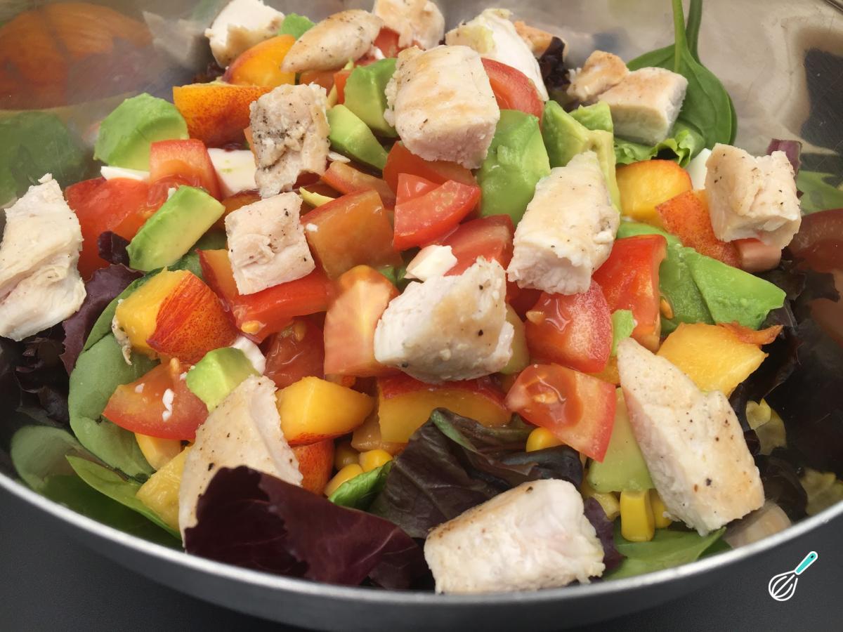 Receita de Salada de peito de frango com fruta