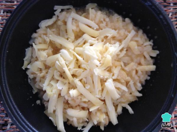 Receita de Arroz com suflê de queijo - Passo 5