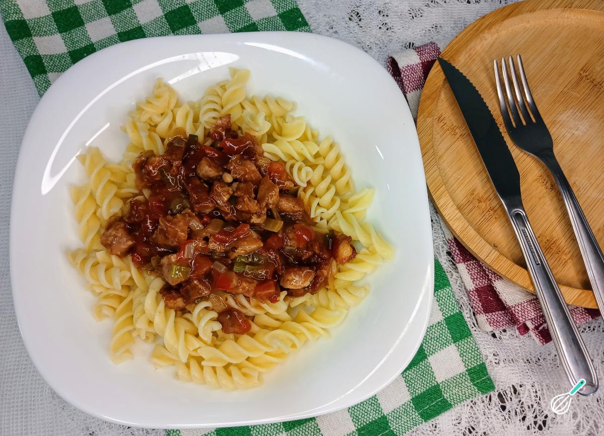 Receita de Macarrão com linguiça toscana