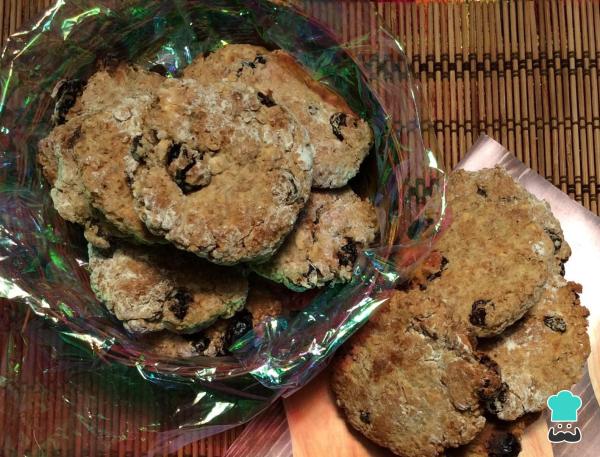Receita de Biscoitos veganos de aveia e uva-passa - Passo 7