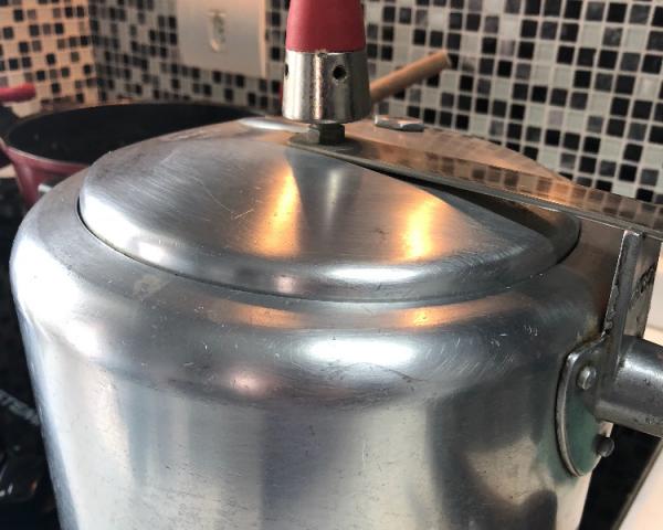Receita de Caldo de frango com mandioca - Passo 3