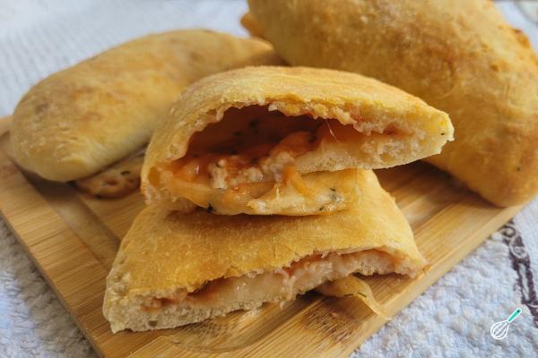 Receita de Calzone de pizza - Passo 17