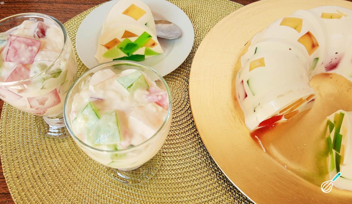 Receita de Gelatina colorida com creme de leite e leite condensado