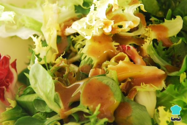 Receita de Salada com queijo de cabra e bacon - Passo 2