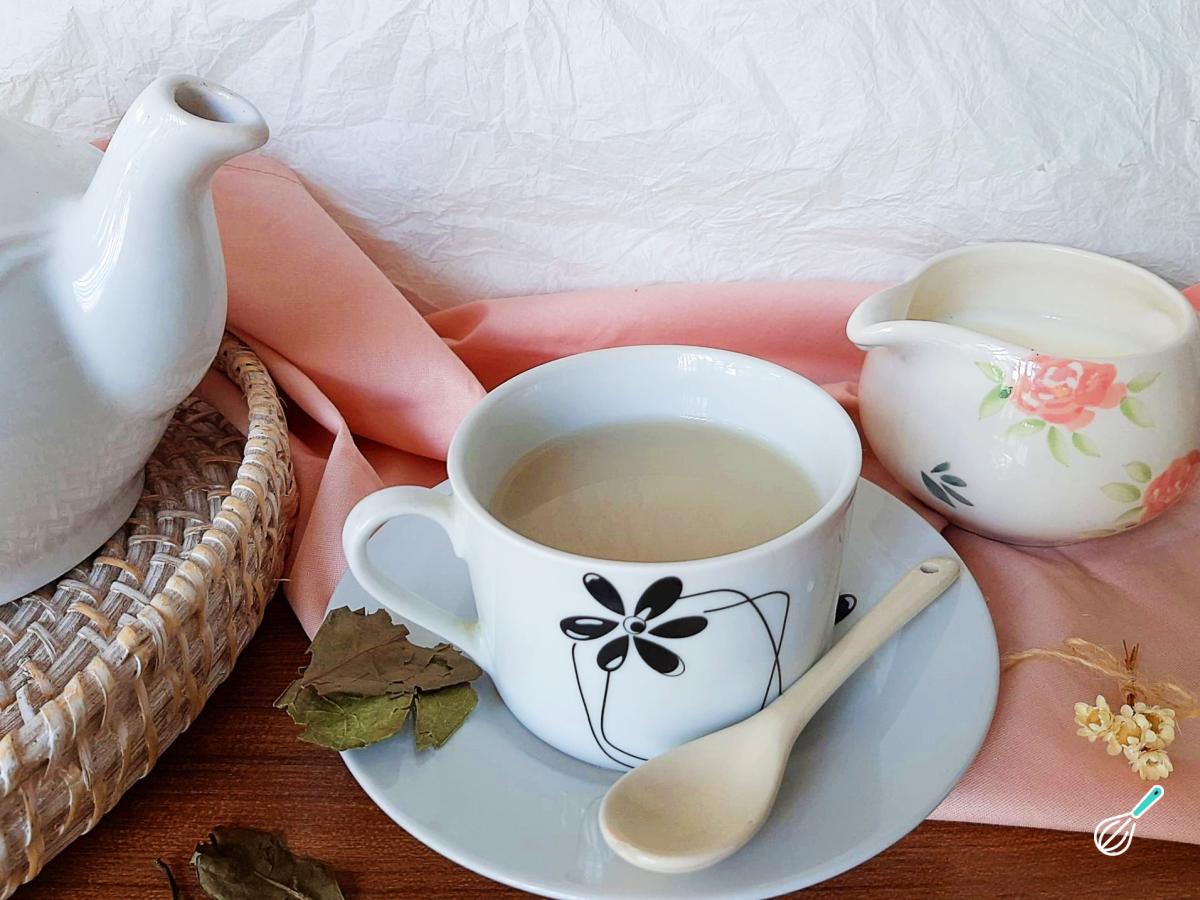 Chá verde com leite