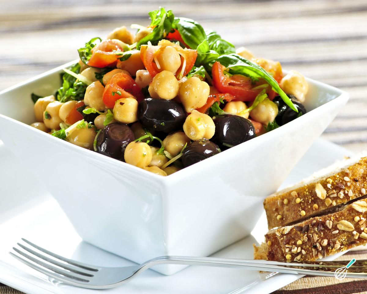 Receita de Salada de grão de bico simples e rápida