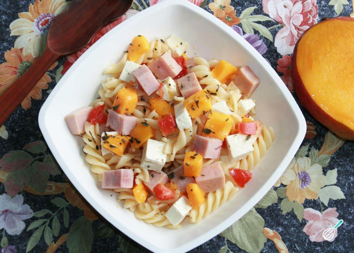 Receita de Salada de macarrão parafuso simples