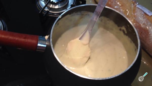 Receita de Fondue de queijo simples - Passo 3