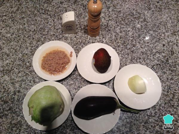 Receita de Salada de berinjela com atum - Passo 1
