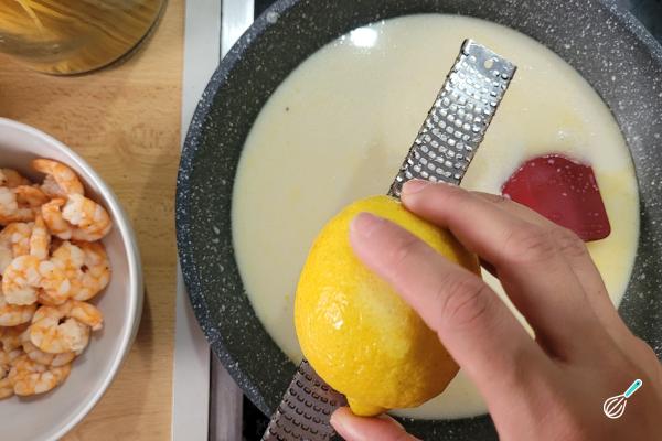 Receita de Linguine com camarão - Passo 7