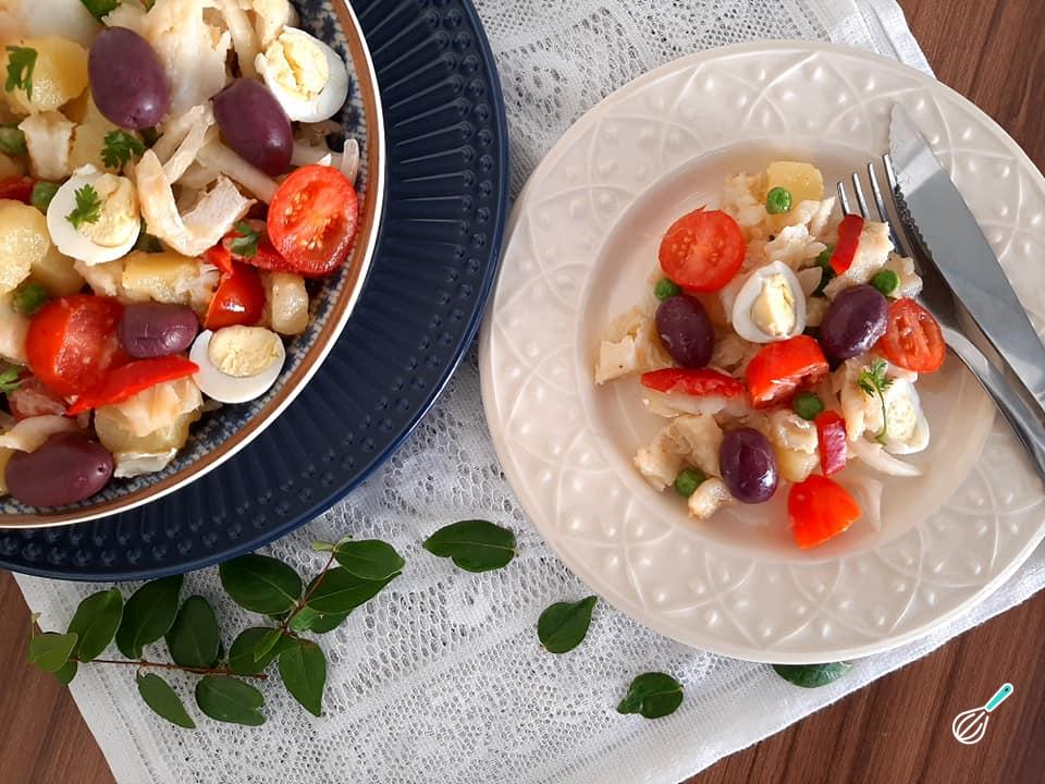 Salada de bacalhau à portuguesa: receita com fotos