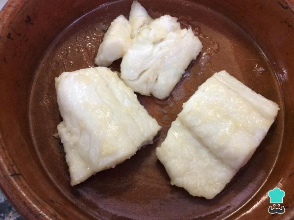 Receita de Bacalhau simples ao molho - Passo 3