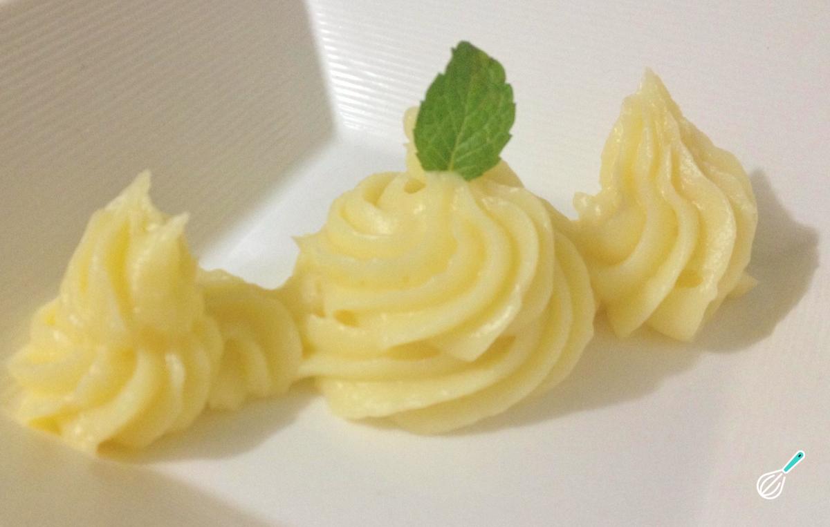 Receita de Creme de confeiteiro simples