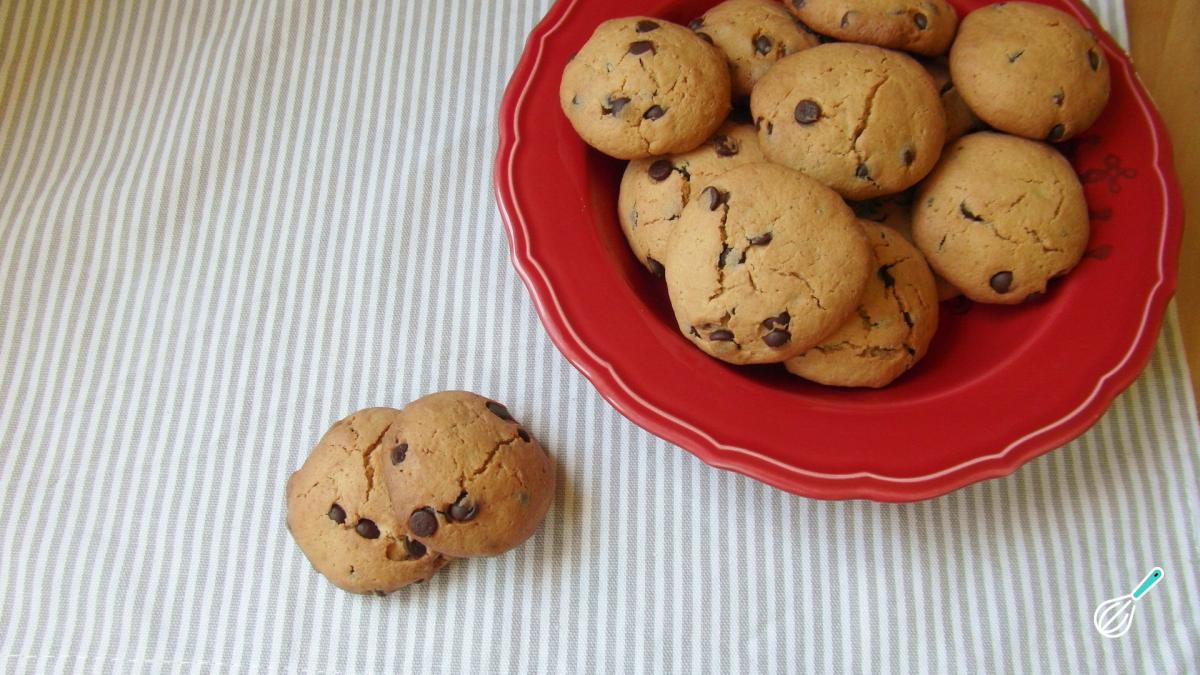 Receita de Cookies com gotas de chocolate fácil