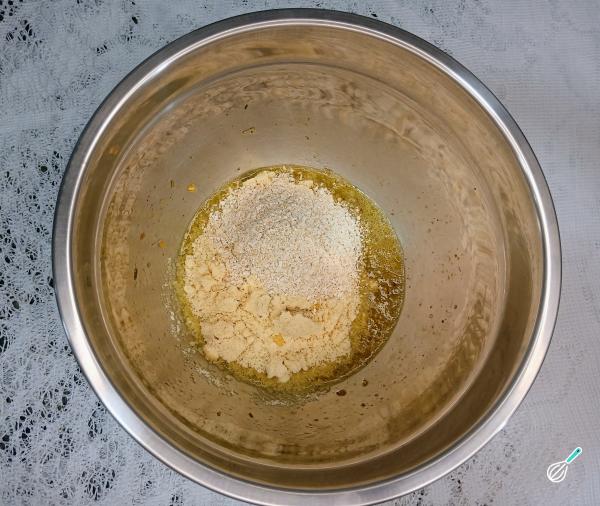 Receita de Pão de frigideira com farinha de amêndoas - Passo 3