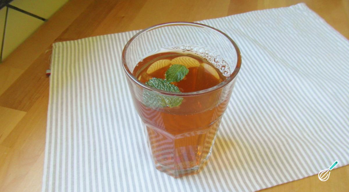 Chá verde gelado