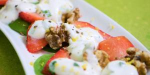 Receita de Salada de espinafre com morango