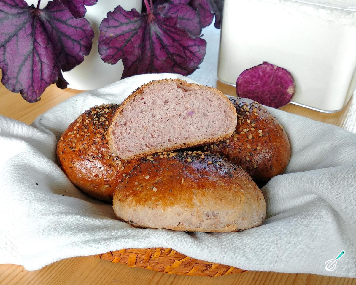 Receita de Pão de batata doce roxa