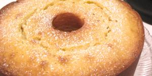 Bolo de milho cremoso de liquidificador com leite condensado