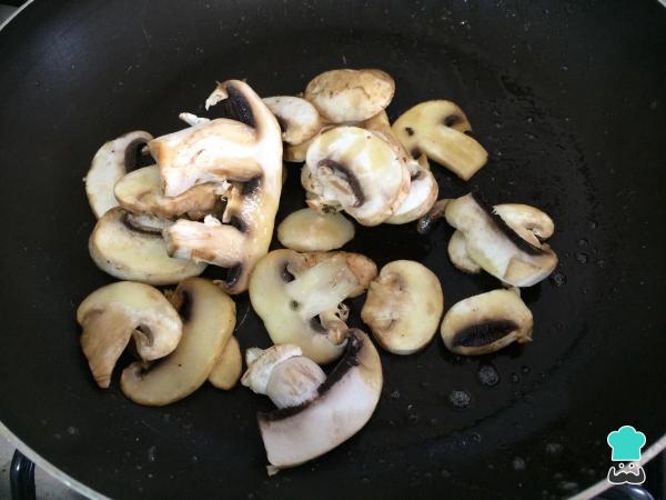 Receita de Quesadillas com cogumelos - Passo 2