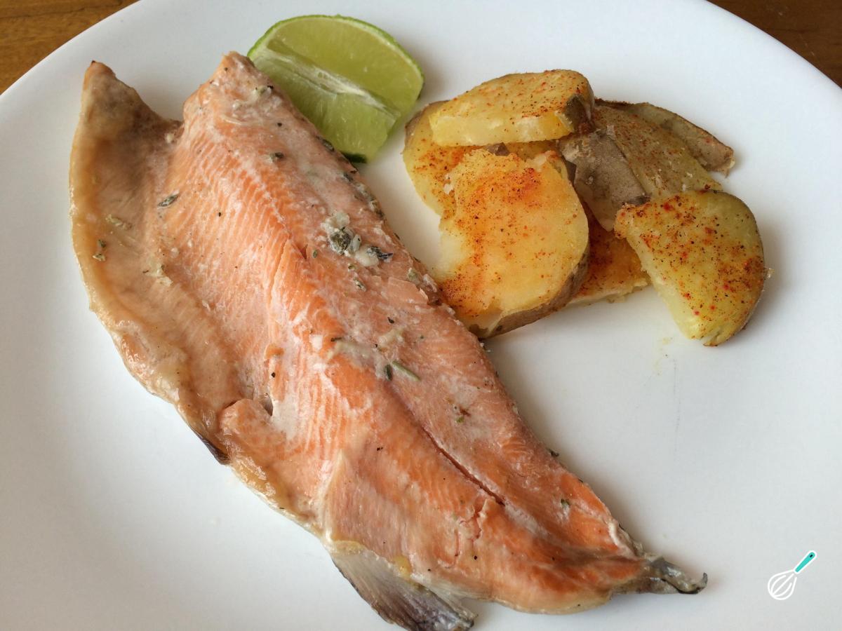 Receita de Truta assada no forno com batata