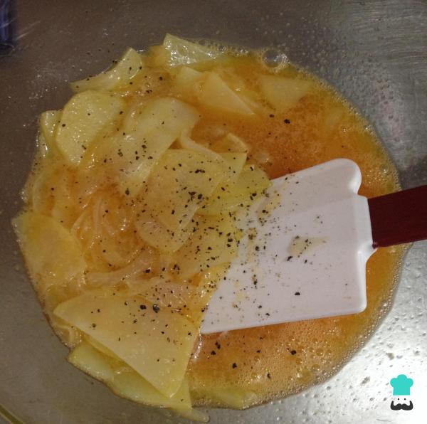 Receita de Tortilha de batata e cebola - Passo 4