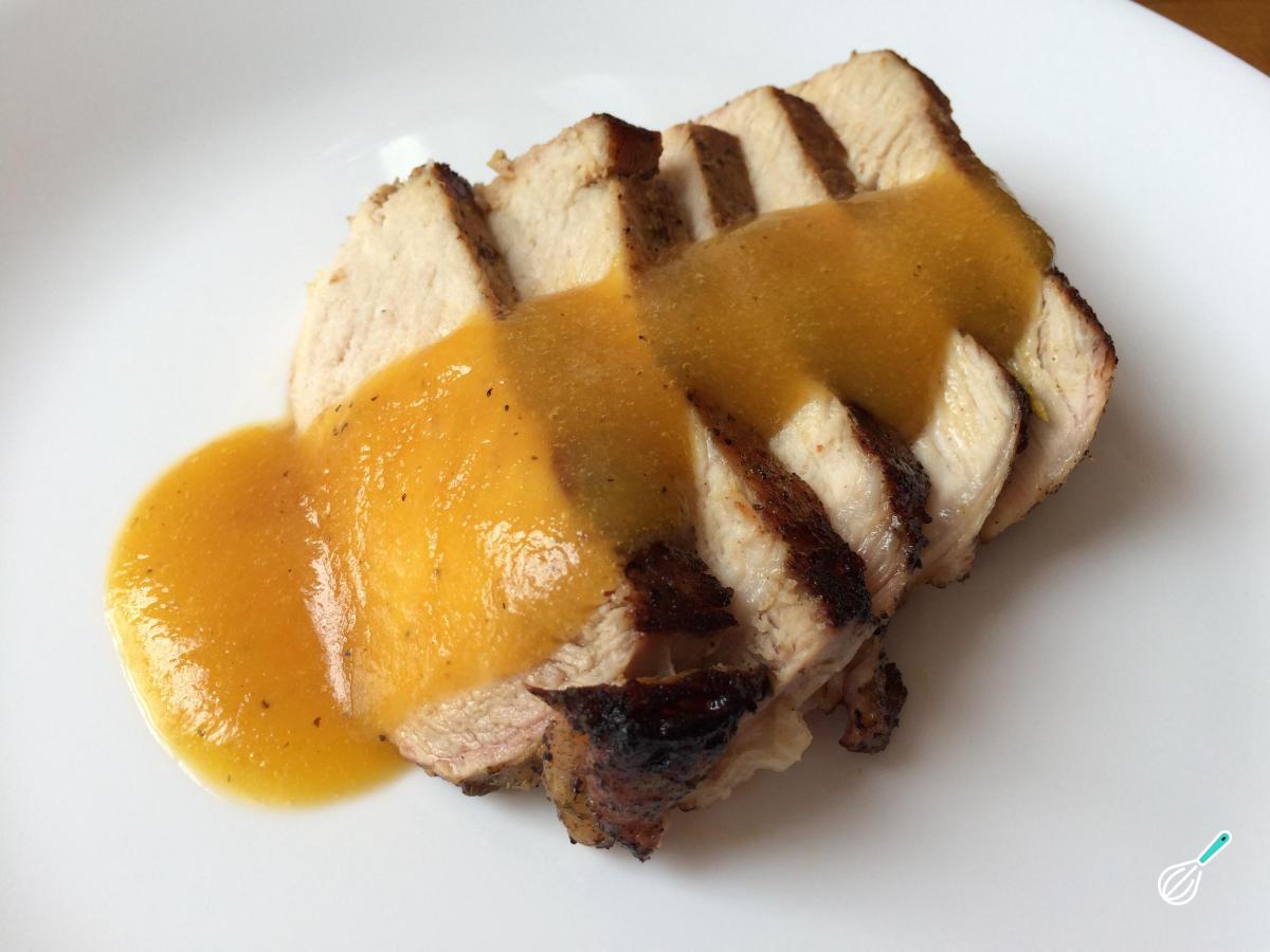Receita de Lombo de porco em molho de pêssego