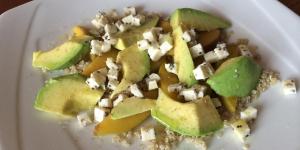 Receita de Salada de abacate e pêssego