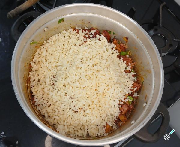 Receita de Baião de dois com feijão preto - Passo 7