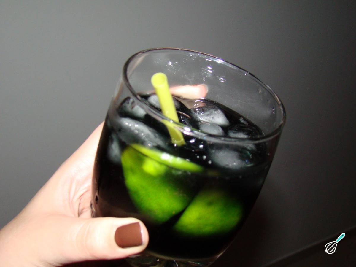 Caipirinha preta