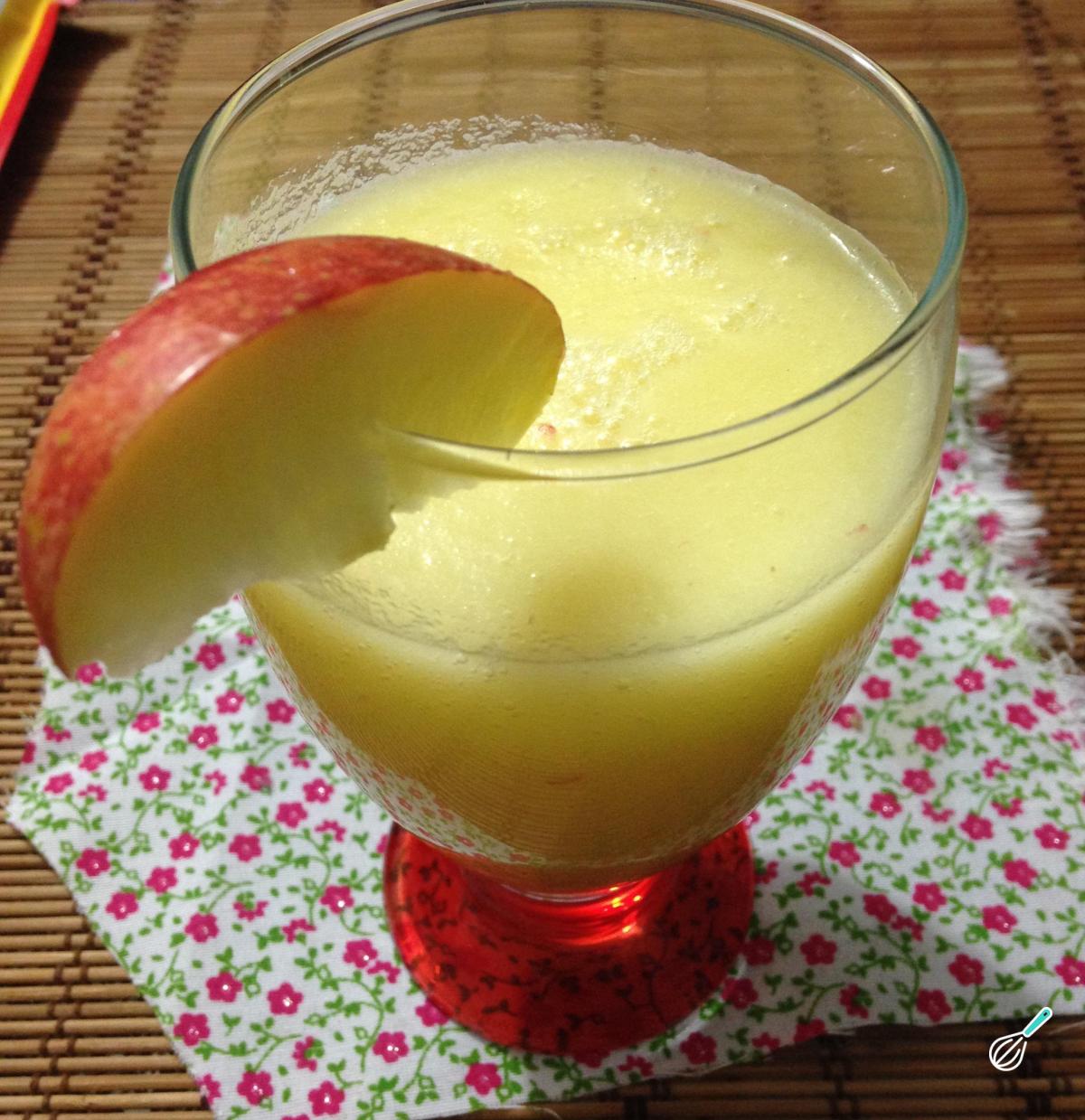 Suco de maçã delicioso