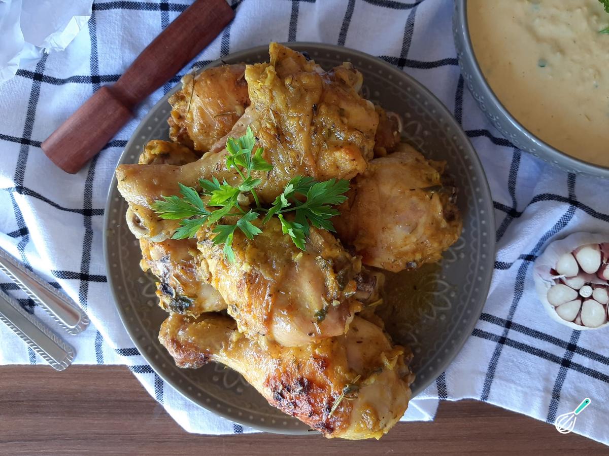 Receita de Coxa de frango assada com açafrão