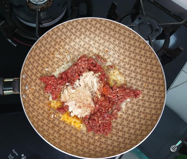 Receita de Cuscuz com carne moída - Passo 3