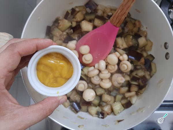 Receita de Strogonoff de berinjela (receita vegana) - Passo 6