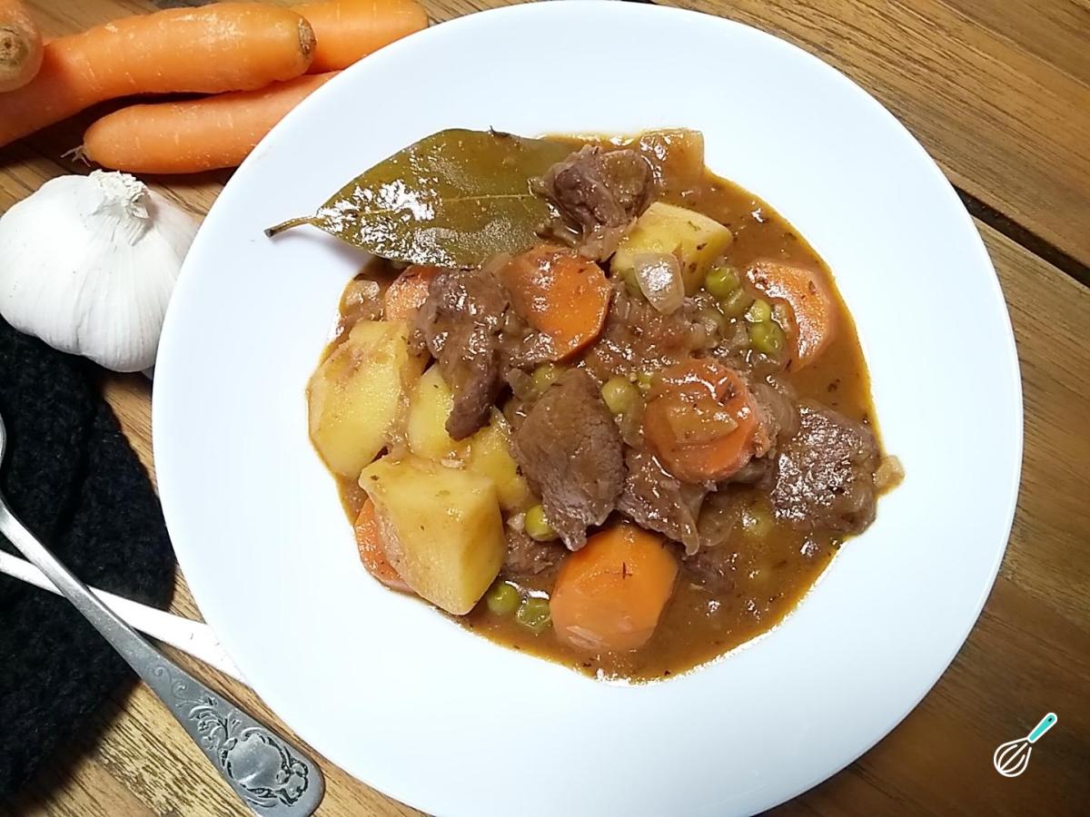 Receita de Jardineira de carne fácil