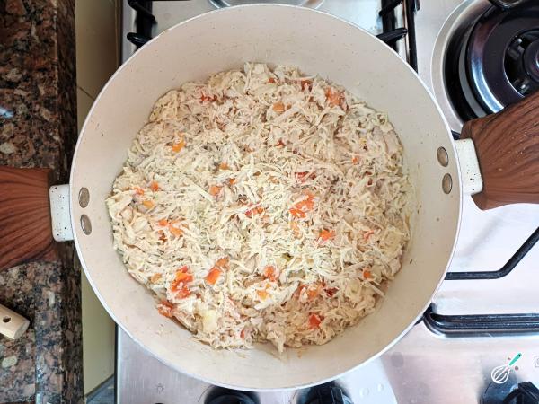 Receita de Batata com frango desfiado - Passo 5