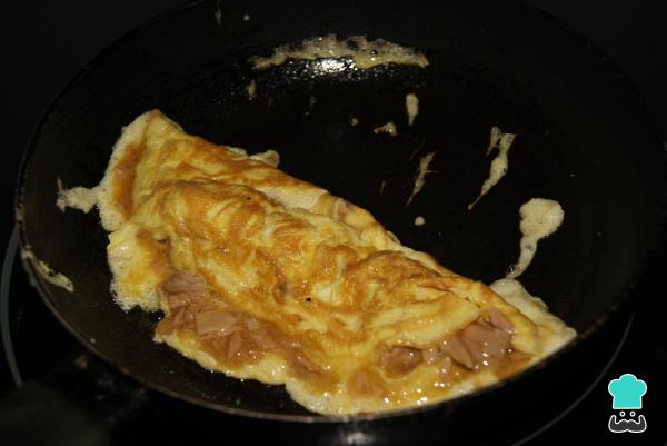 Receita de Omelete de atum simples - Passo 5