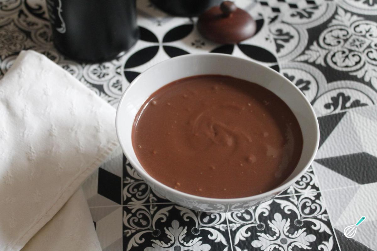 Receita de Creme de chocolate para recheio de bolo