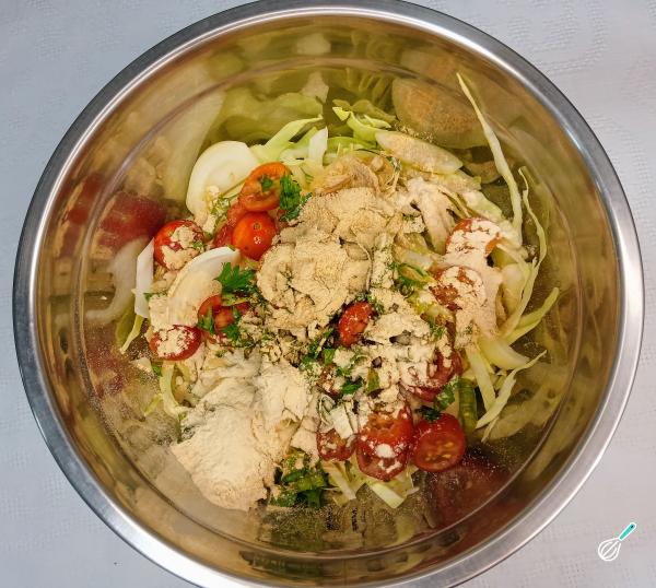 Receita de Salada de repolho com maionese - Passo 3