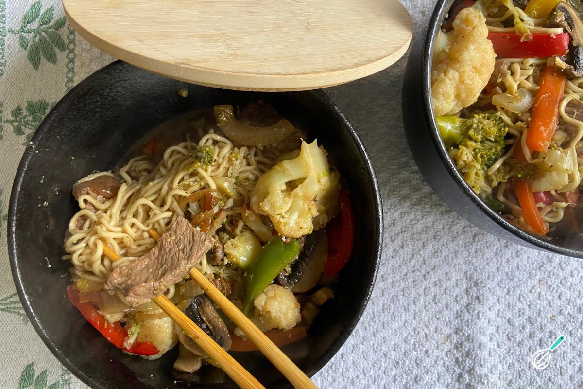 Receita de Yakisoba de carne tradicional