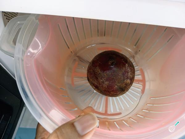 Receita de Macarrão de beterraba - Passo 2