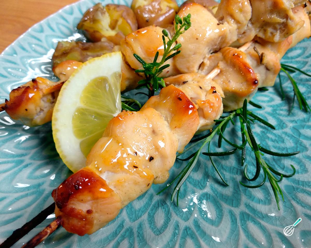 Receita de Espetinho de frango no forno simples
