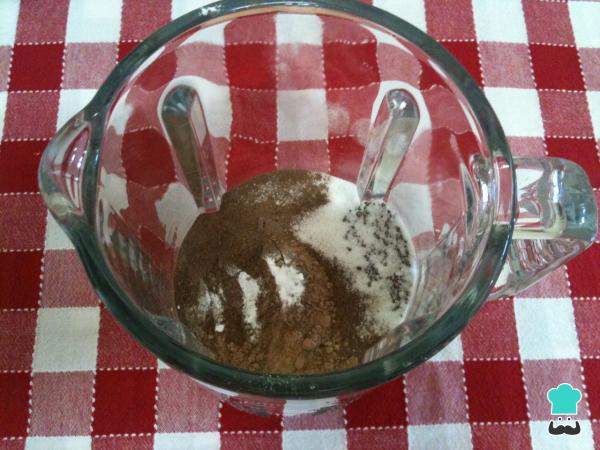 Batida de chocolate com café - Passo 1