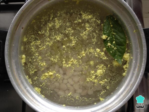 Receita de Salada de feijão branco - Passo 2