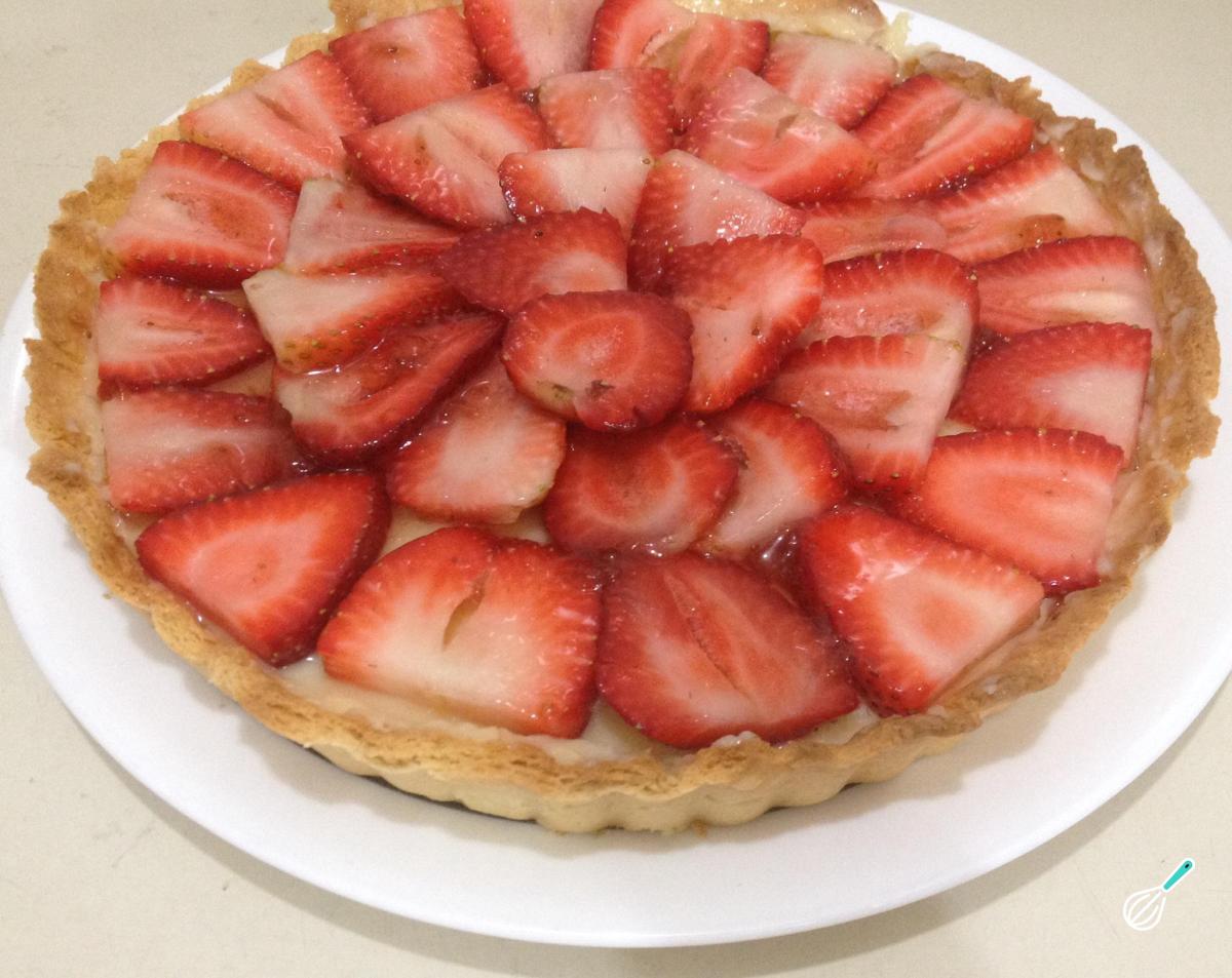 Receita de Torta de morango com creme de confeiteiro