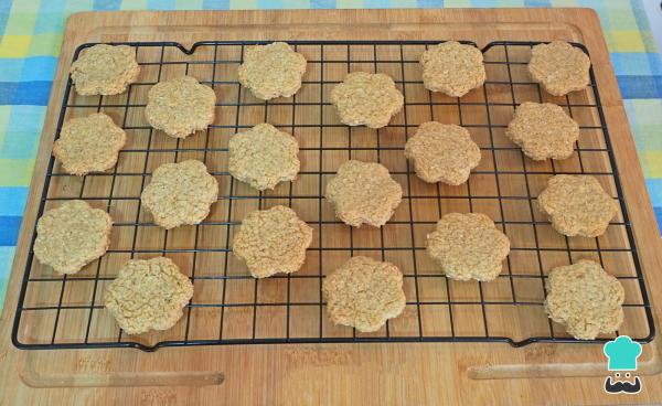 Receita de Biscoito integral de aveia light - Passo 8